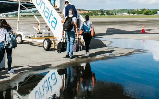 Voos de Recife para Fernando de Noronha: Descubra o Paraíso Aéreo