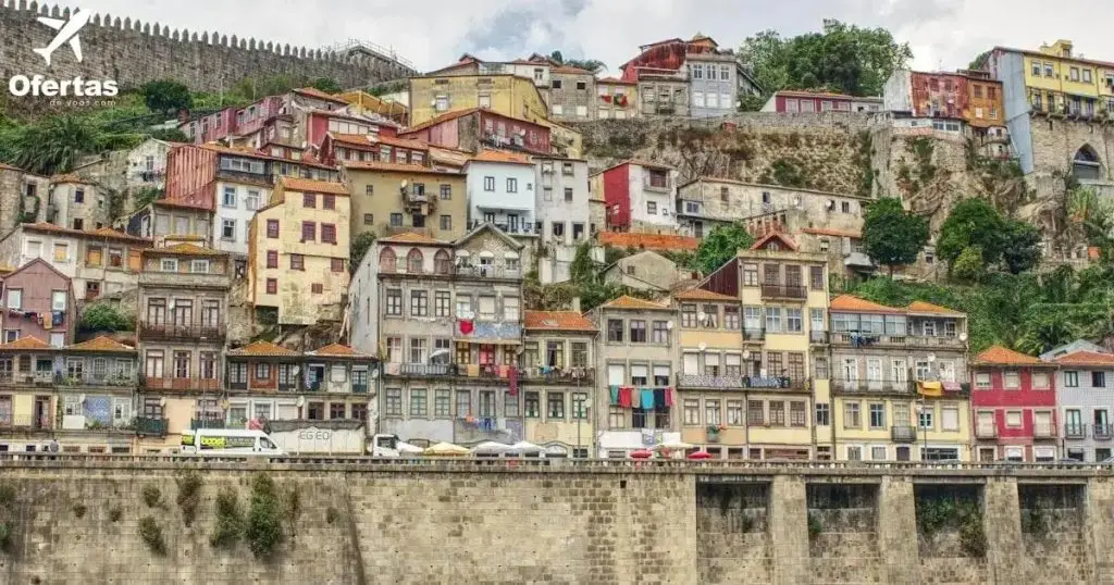 Voo Faro-Porto ida e volta: Dicas para economizar na viagem